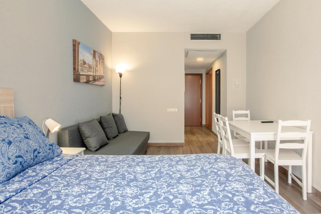 233 Hispalis Triana